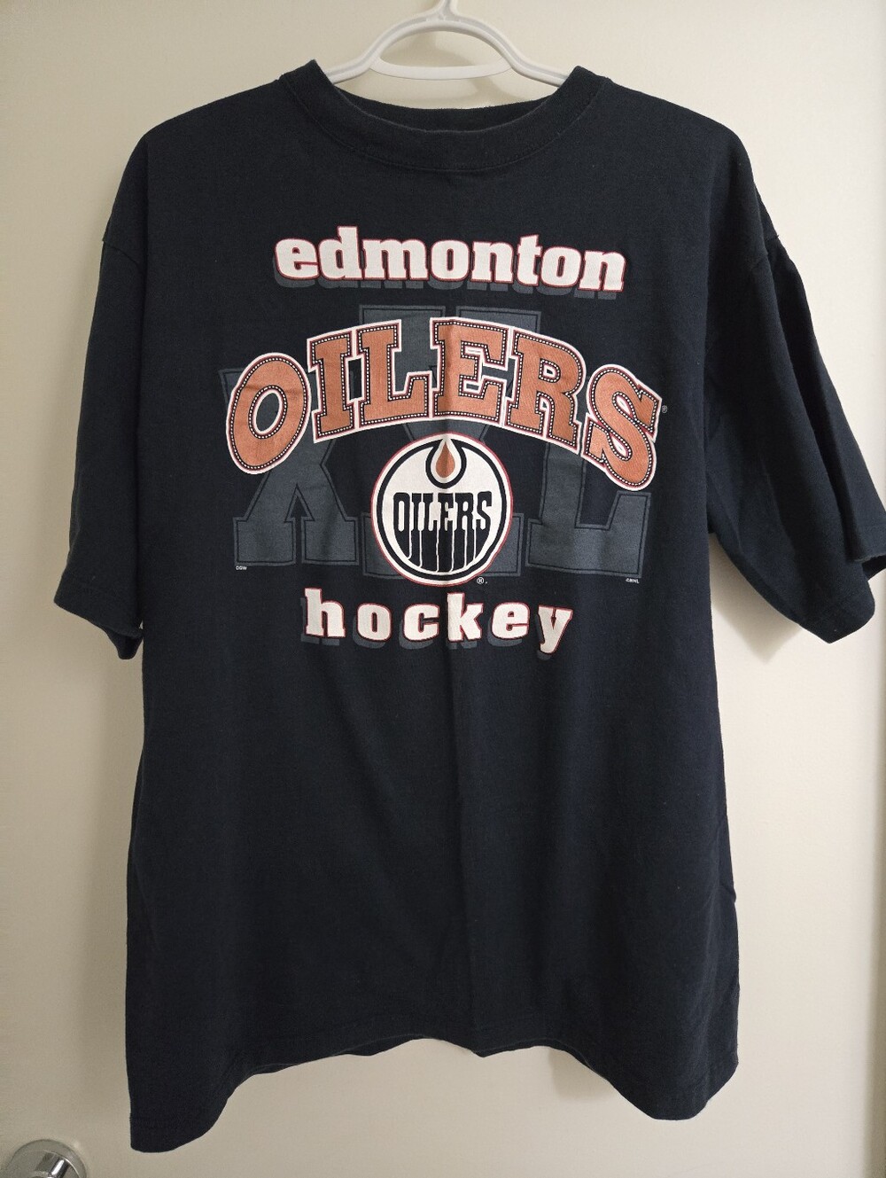 Mens NHL Edmonton Oilers TShirt - L